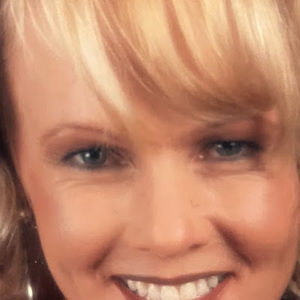 Meet your Posher, Rhonda